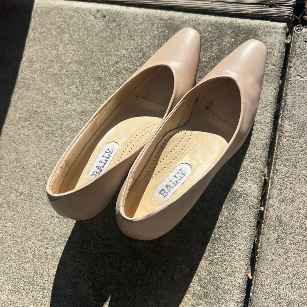 Bally 3 Inch Heels size 7.5